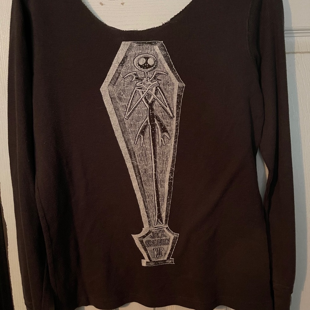 Nightmare Before Christmas Thermal l/s tee